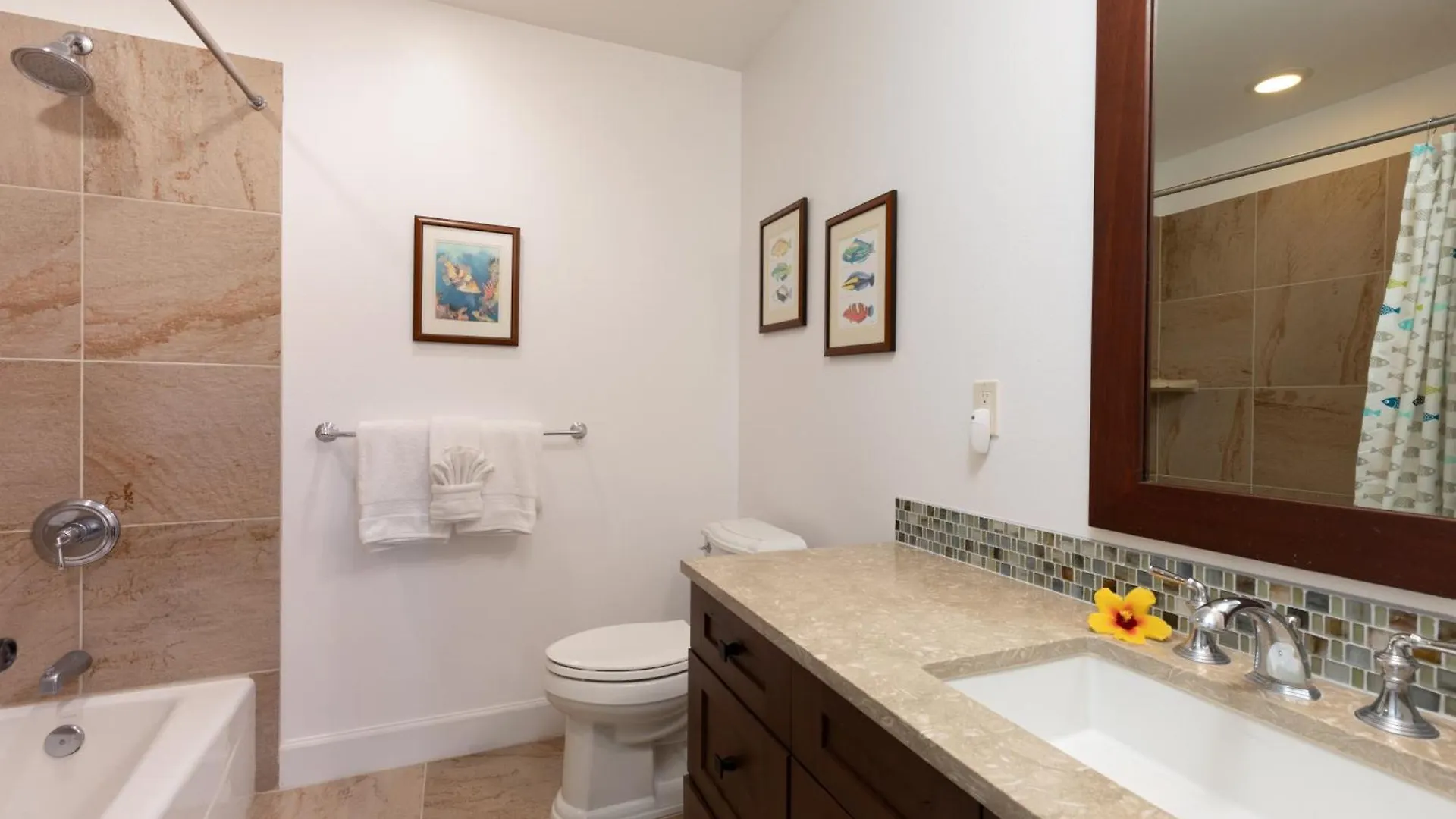 Pineapple Hale Lovely 4Br Kamilo Home With Private Beach Access ワイコロアビレッジ 別荘